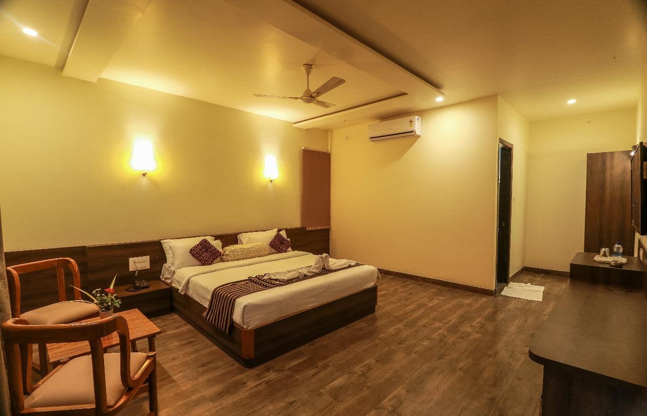 Hotel The Cult Hubli Eksteriør billede
